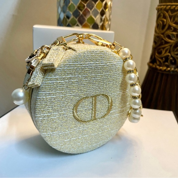 Dior - Picture 5 of 14